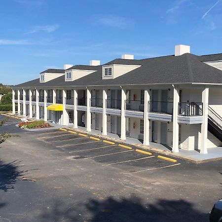 Motel Super 8 By Wyndham Orangeburg North Exterior foto